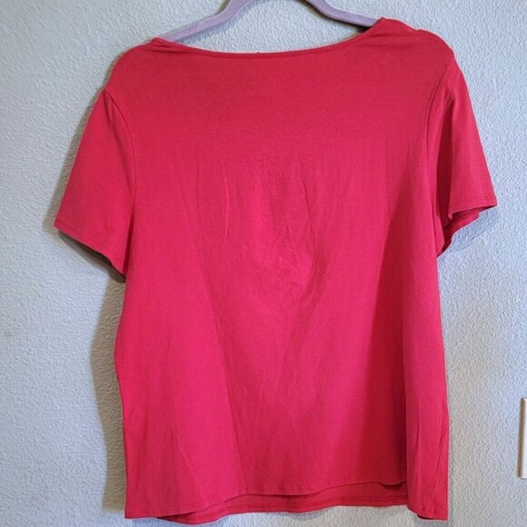 TanJay Red Short Sleeved Scoop Neckline Casual Top in Size Medium - Picture 7 of 7